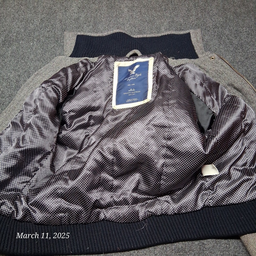 * American Eagle Herringbone Coat Women Size Small Gray Full Zip With Toggle - Picture 7 of 8